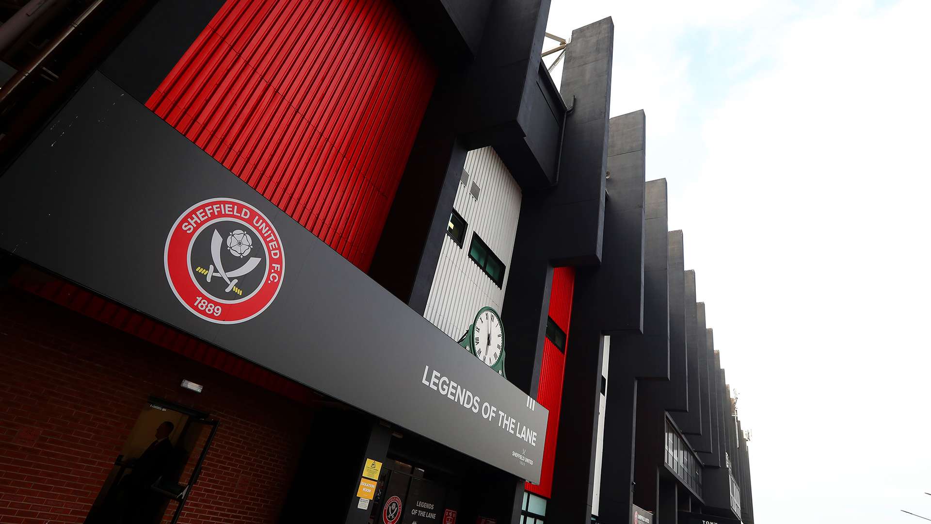 “巴萨锋线升级计划：西媒称仍欲签拉什福德，空间成关键”