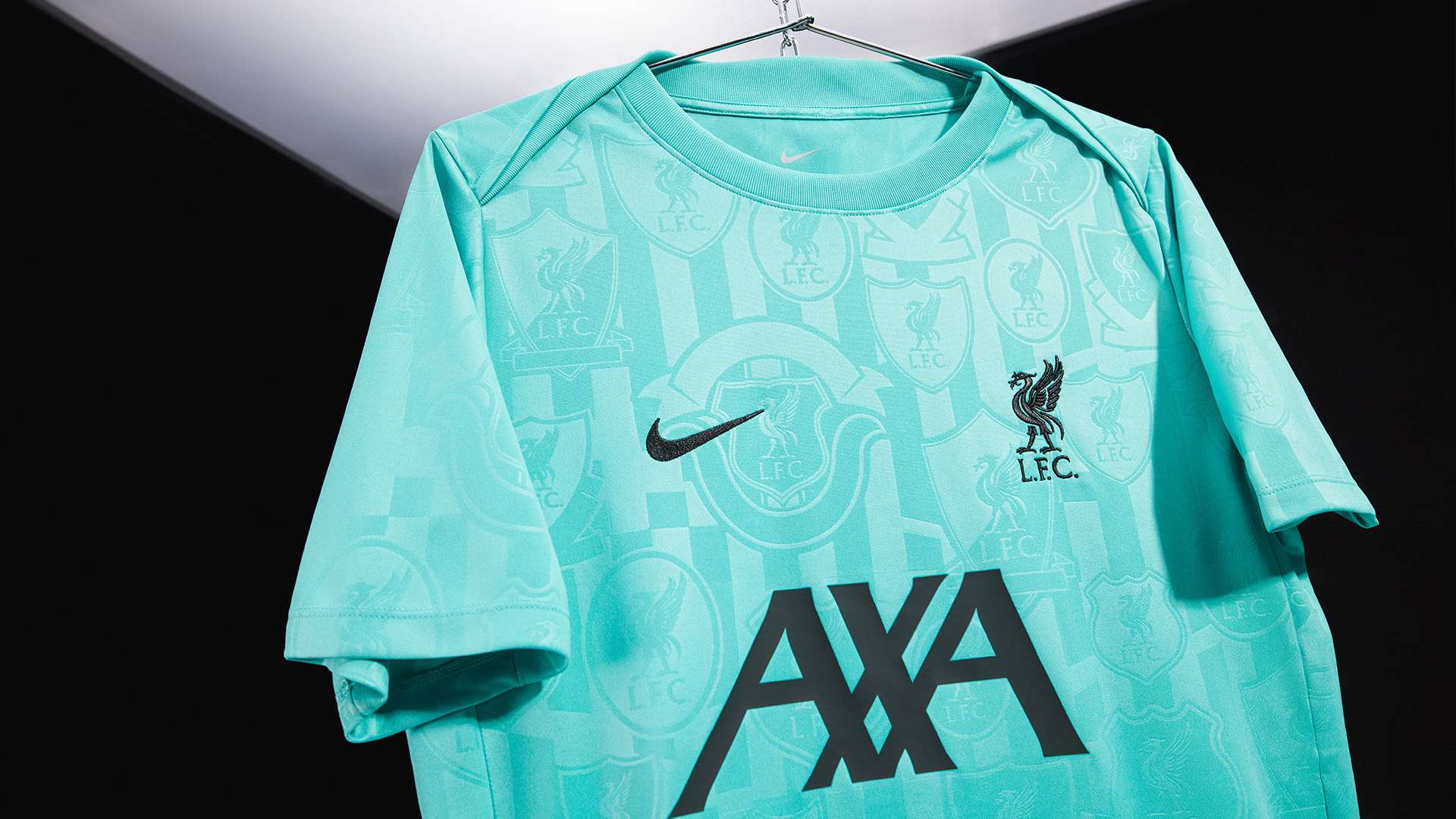 直播吧欧洲杯 实时呈现赛场激情时刻