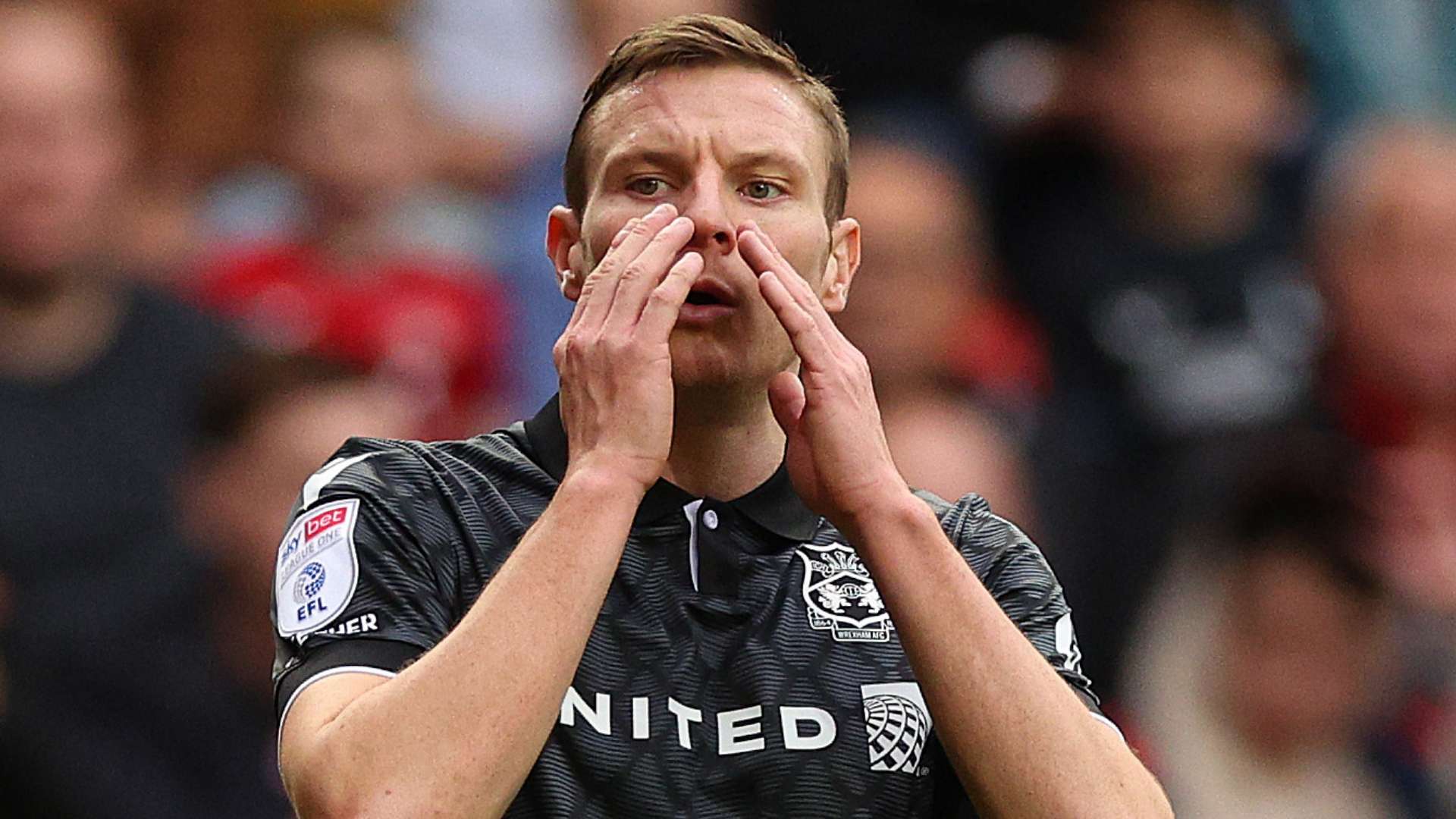 意甲巅峰对决：尤文战国米，榜首之争谁主沉浮？