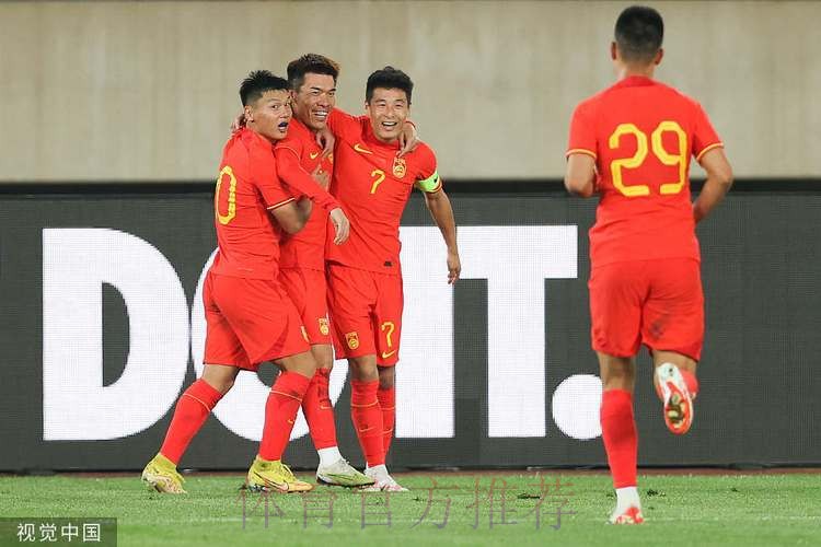 中国男足友谊赛2:0战胜越南队 王秋明、武磊破门 中国男足友谊赛2:0战胜越南队 王秋明、武磊破门